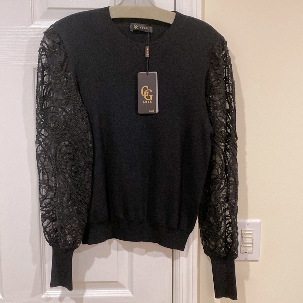 GG Luxe Paris beautiful sweater, black, laced sparkling sleeves, size M-L, NWT